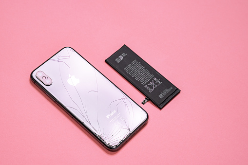 iPhone Battery Replacement